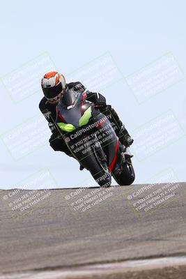 media/May-26-2025-Lets Ride (Mon) [[3bf1de1d65]]/C Group/1140am (Grapevine)/